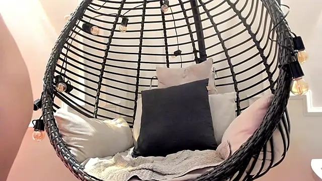 Megga Bluee online show from 01/16/25, 11:37