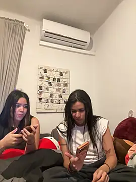 daniniescobarr online show from 03/29/26, 06:41