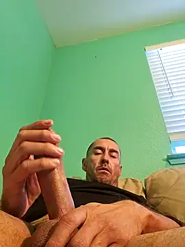 Snapshot of Pumpndeep chatting on 01/15/25, 08:05 Pumpndeep online show from 01/15/25, 08:05