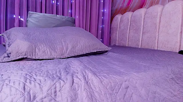 mia stanfort online show from 02/25/26, 07:12