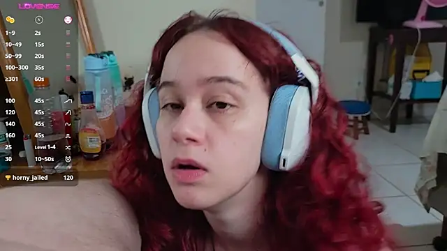 Snapshot of Angels_fuck chatting on 01/12/25, 12:28 Angels fuck online show from 01/12/25, 12:28