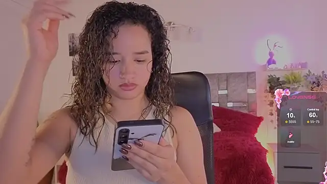 emilyrouxe online show from 05/30/26, 04:37