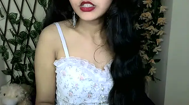 Snapshot of SUZY_FROMUS chatting on 01/18/25, 07:58 SUZY FROMUS online show from 01/18/25, 07:58