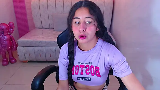 paris sub1  online show from 11/06/25, 01:01