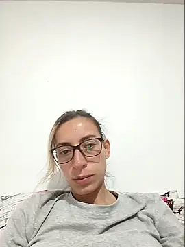 Snapshot of Melinaa-sex chatting on 12/31/24, 06:57 Melinaa-sex online show from 12/31/24, 06:57