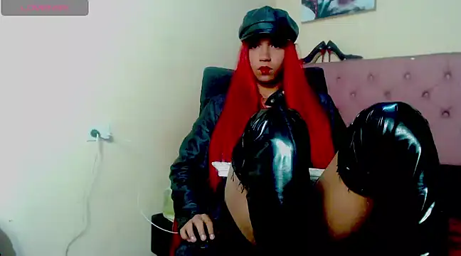 Snapshot of Angiee_Ts chatting on 02/04/25, 12:11 Angiee Ts online show from 02/04/25, 12:11