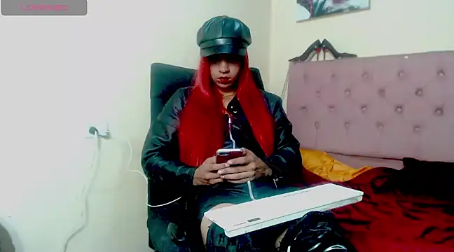 Snapshot of Angiee_Ts chatting on 02/04/25, 03:15 Angiee Ts online show from 02/04/25, 03:15