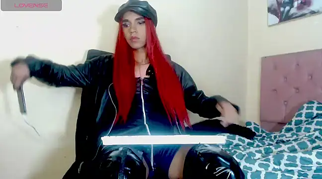 Snapshot of Angiee_Ts chatting on 03/05/25, 05:29 Angiee Ts online show from 03/05/25, 05:29