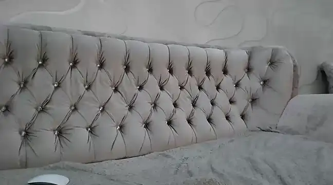 Snapshot of ElliaSquirtGirl chatting on 01/18/25, 05:15 ElliaSquirtGirl online show from 01/18/25, 05:15