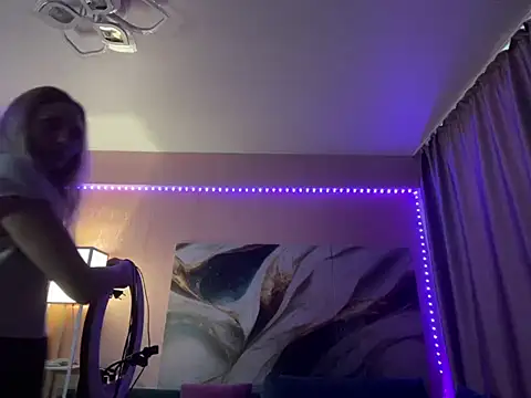 -Cherry-lady- online show from 02/07/25, 10:08