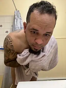 Snapshot of kelin17 chatting on 10/07/25, 08:11 kelin17 online show from 10/07/25, 08:11