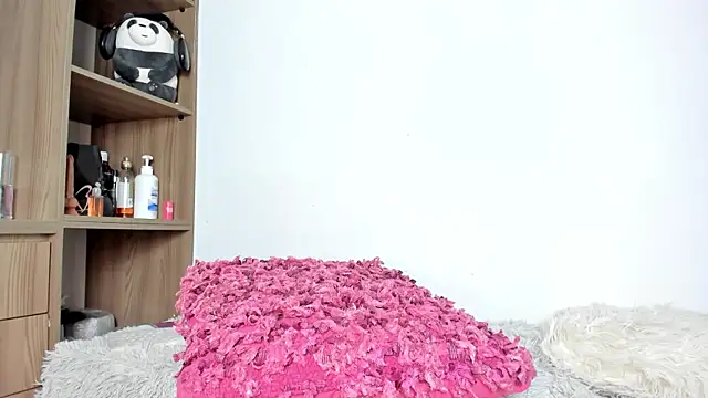 adelarangel online show from 12/12/24, 11:14