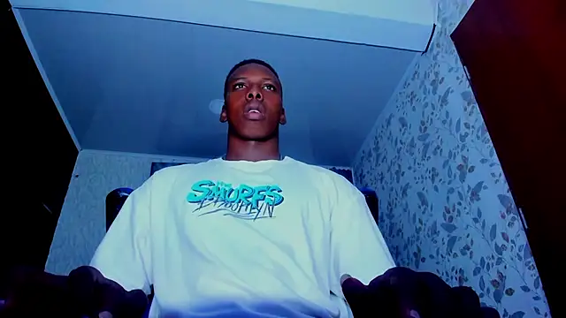 Snapshot of JD_THEBABY chatting on 02/14/25, 04:09 JD THEBABY online show from 02/14/25, 04:09