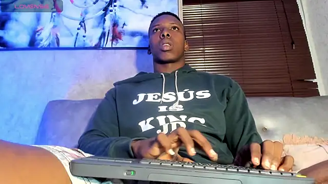 Snapshot of JD_THEBABY chatting on 02/28/25, 12:31 JD THEBABY online show from 02/28/25, 12:31