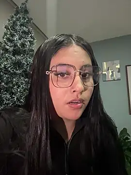 Annie9  online show from 12/20/25, 03:57