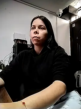 Lucianaferro  online show from 05/01/26, 02:43