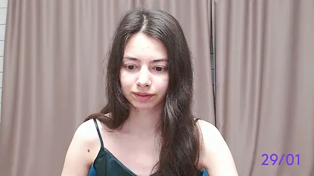 Snapshot of sweet_sweet_angel chatting on 01/29/25, 02:51 sweet sweet angel online show from 01/29/25, 02:51