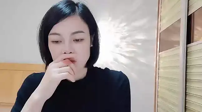 Linda-LL online show from 01/23/25, 05:56