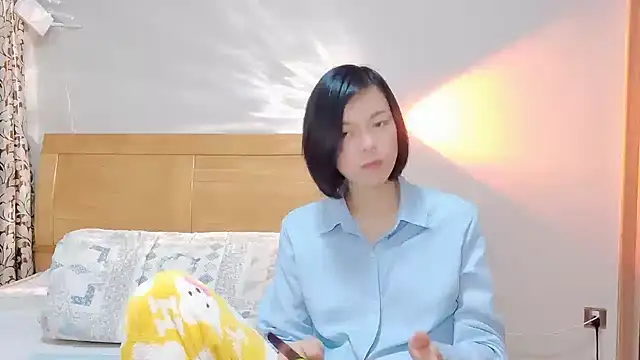 Linda-LL online show from 02/04/25, 10:54