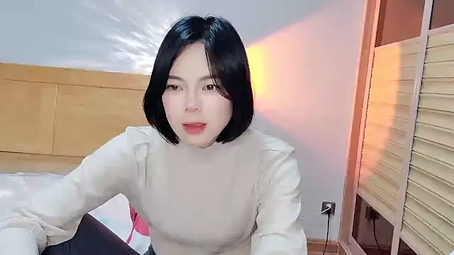 Linda-LL online show from 02/10/25, 12:39