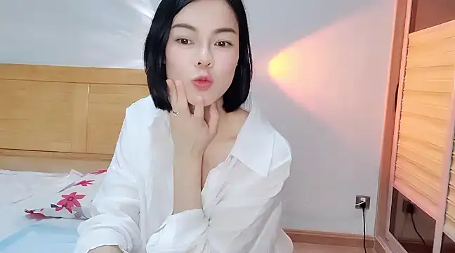 Linda-LL online show from 02/16/25, 09:15