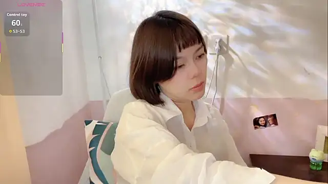 Linda-LL online show from 10/29/25, 05:20