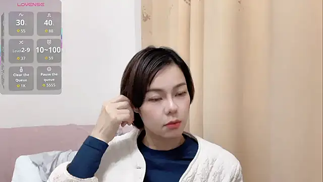 Linda-LL online show from 12/18/25, 11:16