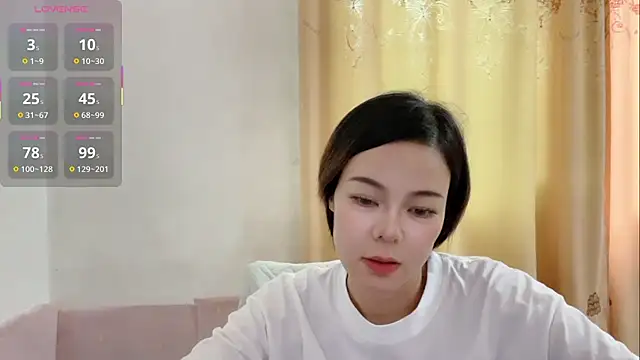 Linda-LL online show from 06/04/26, 10:21