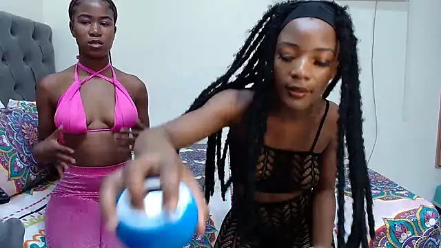 Snapshot of SHANTYBABE chatting on 12/05/24, 04:34 SHANTYBABE online show from 12/05/24, 04:34