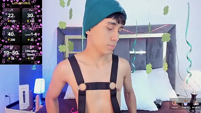 Thayler jones online show from 03/11/25, 11:33