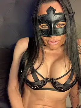 vicvictoriax online show from 03/04/25, 05:34