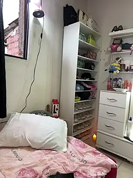 paisitahot1975 online show from 03/04/26, 10:38