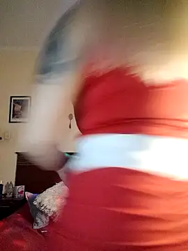 DesireSatler online show from 10/17/25, 04:04