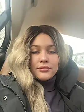 KikiWatson online show from 12/15/24, 08:08