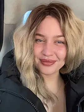 KikiWatson online show from 12/20/24, 08:06