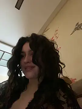 KikiWatson online show from 02/06/25, 10:59