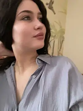 KikiWatson online show from 02/24/25, 12:16