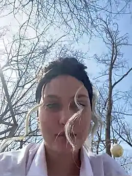 KikiWatson online show from 03/10/25, 10:15