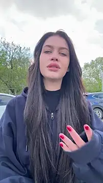 KikiWatson online show from 04/20/26, 06:49