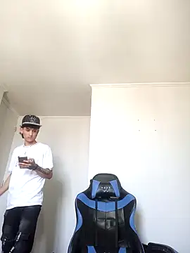 LatinBoysxxx online show from 01/09/25, 06:04