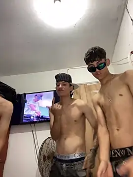 LatinBoysxxx online show from 01/20/25, 10:04