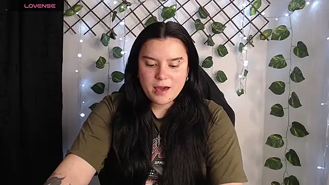 Snapshot of Nika_1_ chatting on 05/19/26, 03:02 Nika 1 online show from 05/19/26, 03:02