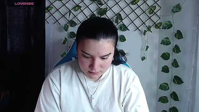 Snapshot of Nika_1_ chatting on 05/26/26, 09:44 Nika 1 online show from 05/26/26, 09:44