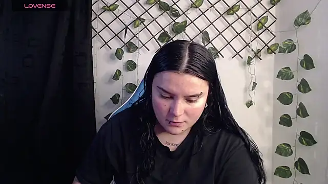 Snapshot of Nika_1_ chatting on 06/05/26, 01:01 Nika 1 online show from 06/05/26, 01:01