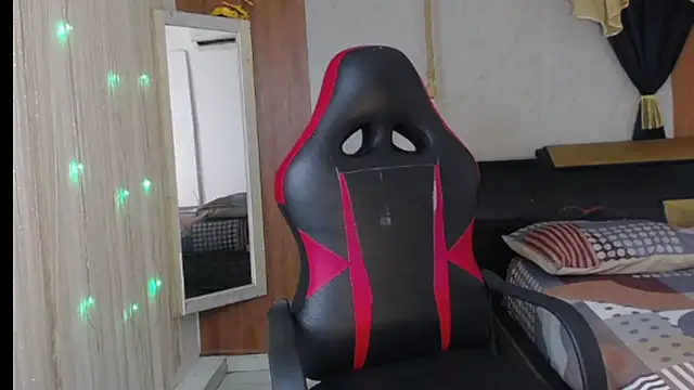 hera divine online show from 03/14/26, 10:59