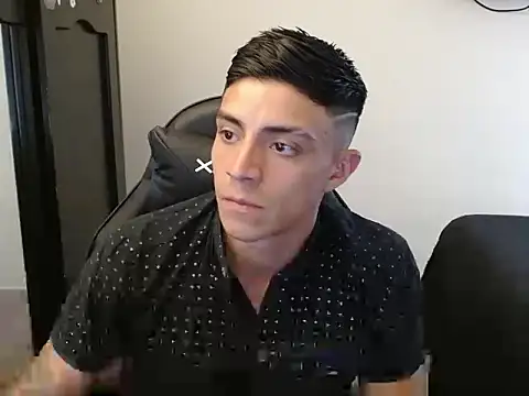 kv   xxx  online show from 10/30/25, 04:41