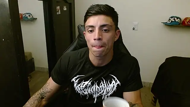 kv   xxx  online show from 12/19/25, 11:56