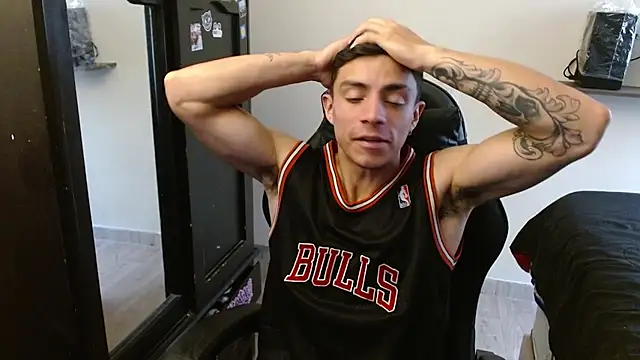 kv   xxx  online show from 02/22/26, 07:45