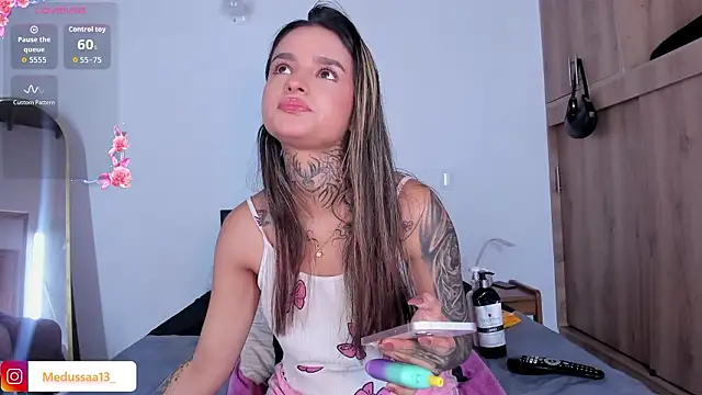 medussa13  online show from 03/09/26, 01:04