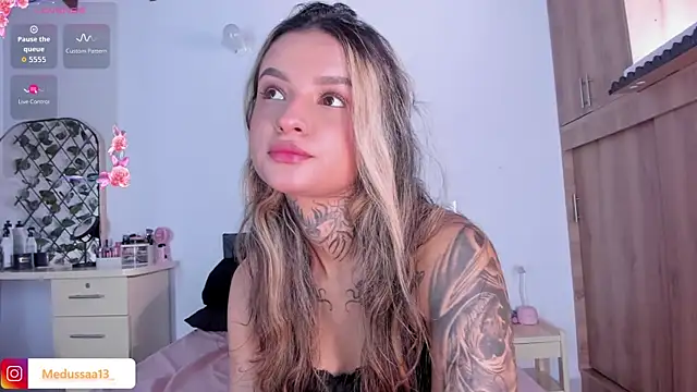 medussa13  online show from 08/01/26, 01:10